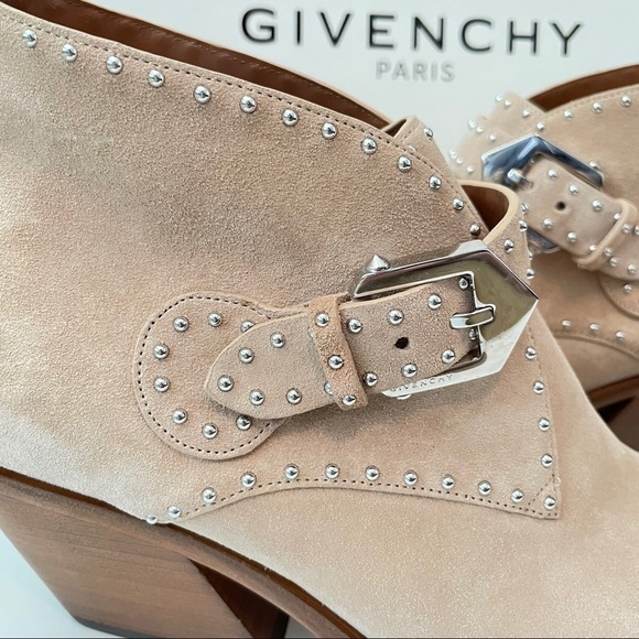 GIVENCHY Elegant Studded suede ankle boots Nude Western bootie southwest - Picture 9 of 16